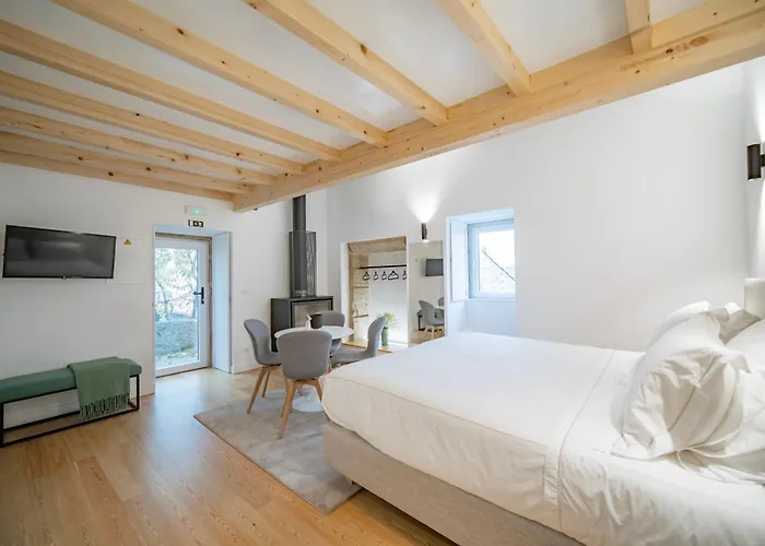 In Bulla, Country And Wellness - לינה וארוחת בוקר Seixo do Coa